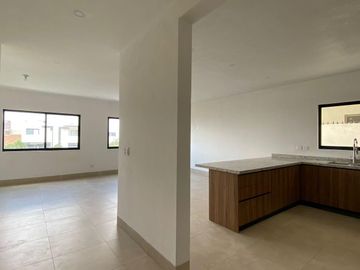 Casa en venta en Cumbres Elite Premier, Sector Pirineos