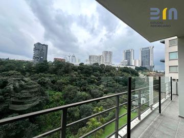 Vendo Departamento Lomas Country Club. Residencial Verona