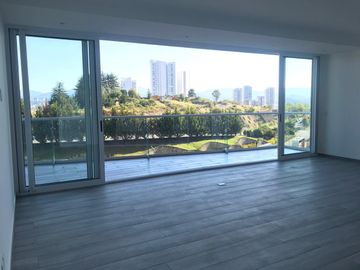 Lindo departamento con terraza en piso bajo en Bosque real Five.
