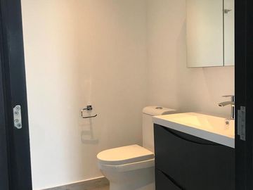 Lindo departamento con terraza en piso bajo en Bosque real Five.