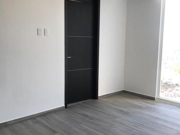 Lindo departamento con terraza en piso bajo en Bosque real Five.