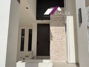 Fracc. Castaños del Vergel -CARRETERA NACIONAL- Casa VENTA Zona Sur MONTERREY, 584 m2