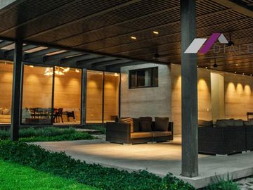 Fracc. Castaños del Vergel -CARRETERA NACIONAL- Casa VENTA Zona Sur MONTERREY, 584 m2