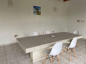 CASA CONDOMINIO IMURI