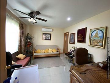 CASA EN VENTA EN LOMAS DE COCOYOC