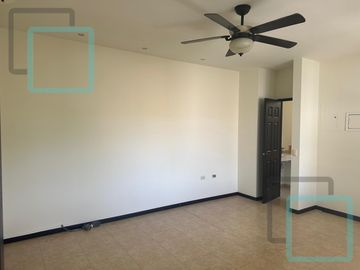 CASA EN VENTA MISIÓN CANTERÍAS ZONA CARRETERA NACIONAL MONTERREY