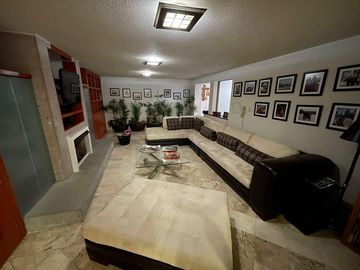 Casa en Venta en San Carlos, 1 sección,  Metepec
