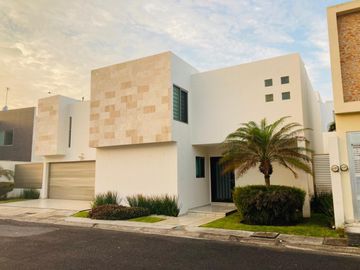 Casa en Venta Lomas del Sol