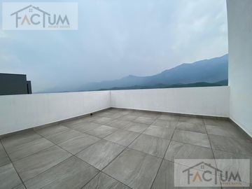 Casa en  Venta en fracc. Santa Isabel, Carretera Nacional