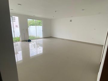 Casa en  Venta en fracc. Santa Isabel, Carretera Nacional