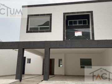 Casa en  Venta en fracc. Santa Isabel, Carretera Nacional