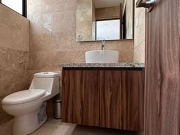Casa nueva en 3 niveles  en fraccionamiento de primer nivel en Cuautlancingo, Puebla