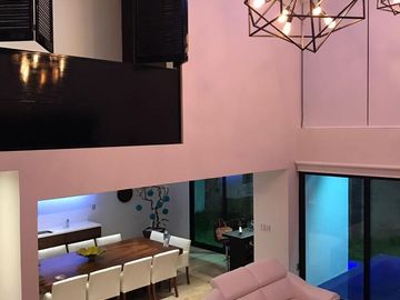 PUNTA TIBURON, Casa en VENTA con alberca y cuarto de servicio