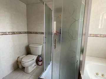 Casa recién remodelada en 8 cedros, Toluca