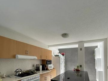 Casa recién remodelada en 8 cedros, Toluca