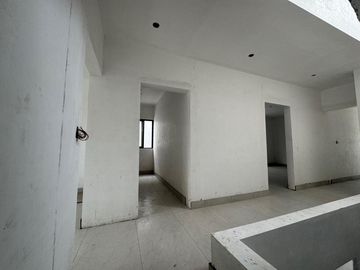 CASA VENTA POR LA ESTANZUELA THESALIA CARRETERA NACIONAL