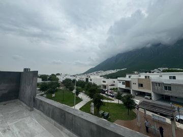CASA VENTA POR LA ESTANZUELA THESALIA CARRETERA NACIONAL