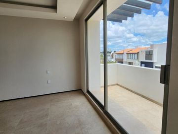 Casa en Venta Altozano Fraccionamiento privado