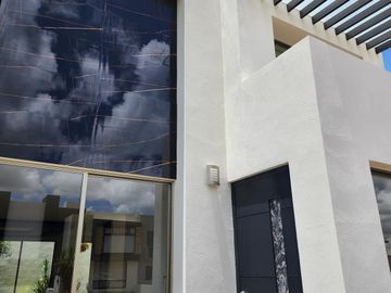 Casa en Venta Altozano Fraccionamiento privado
