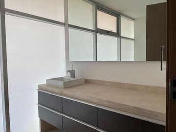 DEPARTAMENTO EN VENTA EN TORRE PUNTA ALTA, ZONA ANGELÓPOLIS