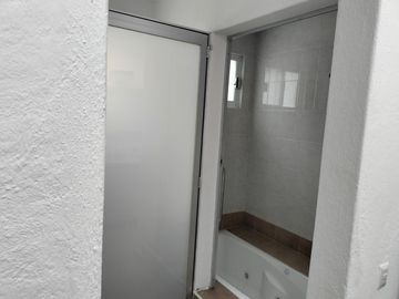 CASA EN VENTA EN VILLAS DEL MESON, JURIQUILLA