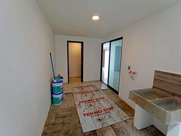 Casa en venta con tres habitaciones y roof garden en Tlaxcala