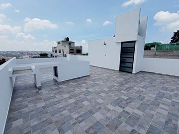 Casa en venta con tres habitaciones y roof garden en Tlaxcala