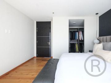 Departamento en venta en Residencial Five, Bosque Real