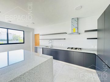 Casa en Fraccionamiento Paraíso Country Club