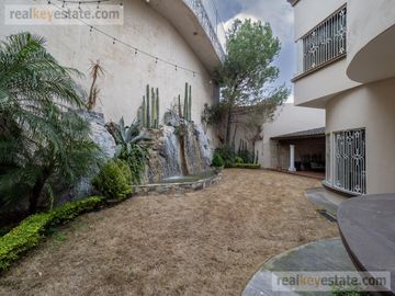 Casa en Venta en Contry La Silla, Guadalupe, N.L.