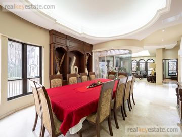 Casa en Venta en Contry La Silla, Guadalupe, N.L.