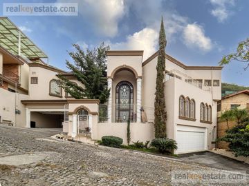 Casa en Venta en Contry La Silla, Guadalupe, N.L.