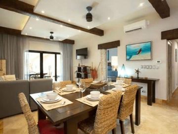 Departamento de 2 Habitaciones Frente al Mar en Venta en Playa del Carmen