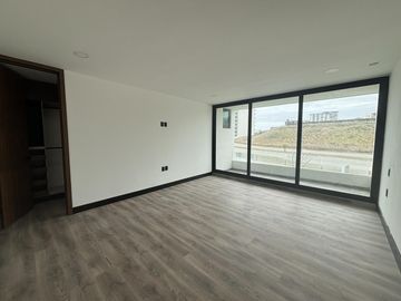 EL ANCLA, Casa en VENTA en ESQUINA, con alberca, sala de TV y roof garden con vista al mar