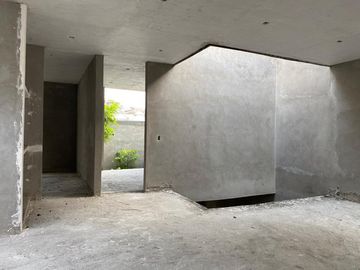 CASA EN VOLCANES