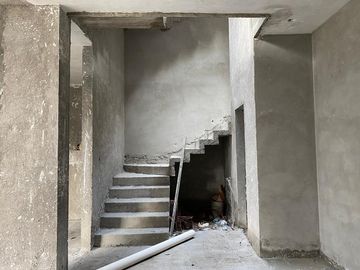 CASA EN VOLCANES