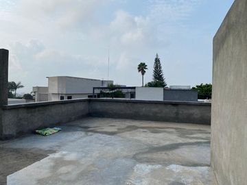 CASA EN VOLCANES
