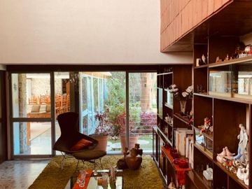 Casa en Venta en Jardines del Pedregal.