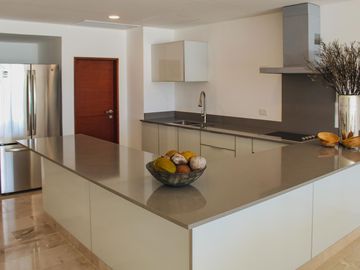 Departamento frente al mar en venta Telchac Puerto