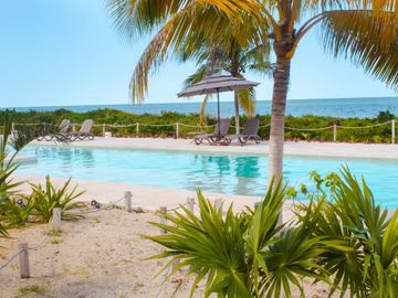 Departamento frente al mar en venta Telchac Puerto