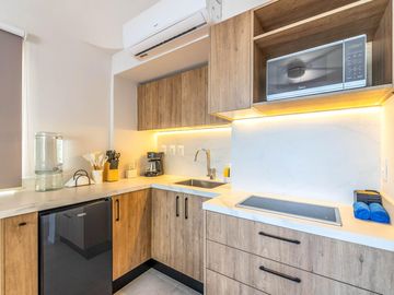Se vende departamento de 3 recamaras frente la laguna en Zona Hotelera, Cancun