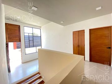 Casa en  Burgos Bugambilias