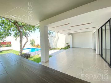 Casa en  Burgos Bugambilias