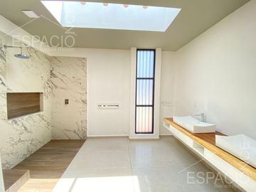 Casa en  Burgos Bugambilias