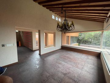 Casa en venta- Club de Golf Los Encinos