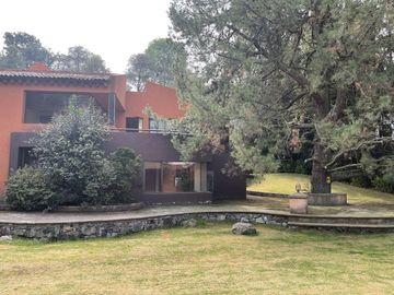 Casa en venta- Club de Golf Los Encinos