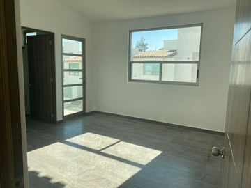 VENTA DE CASA NUEVA EN CONJUNTO FRISONES II EN CACALOMACAN TOLUCA