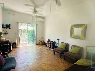 CASA EN VENTA COLONIA SAN FRANCISCO ZONA CARRETERA NACIONAL SANTIAGO