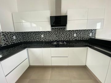 Casa en Fraccionamiento Burgos