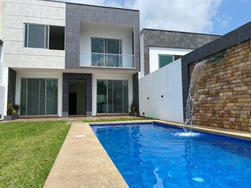 Casa en Fraccionamiento Burgos